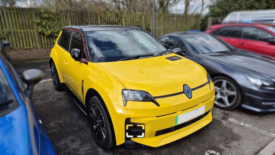 Renault 5 Electric Car Lease