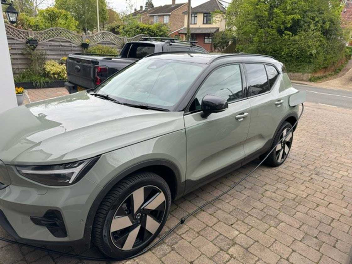 Volvo XC40 Electric Estate 175kW Recharge Ultimate 69kWh 5dr Auto Electric Car Lease